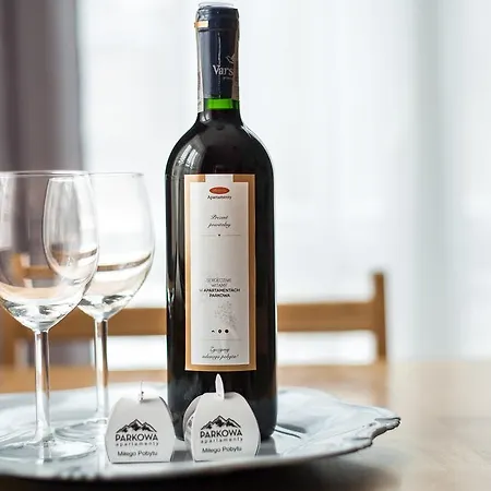 Parkowa Апартаменты *