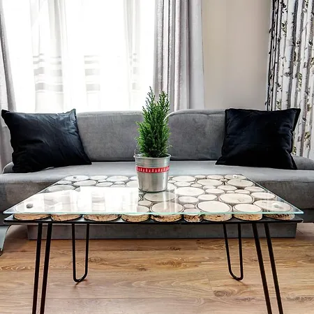 Parkowa Апартаменты *